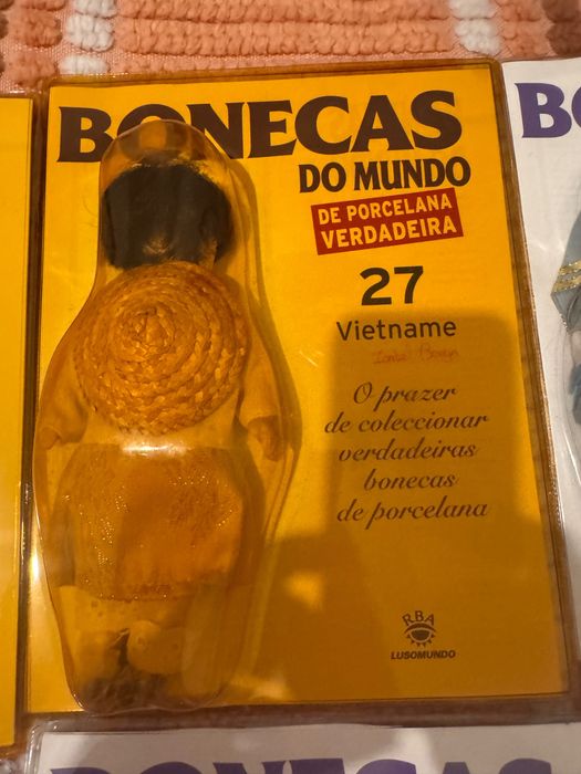 Bonecas de porcelana