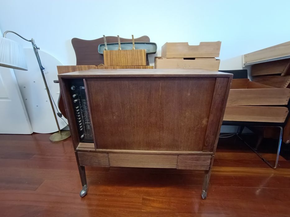 Móvel Radio vintage