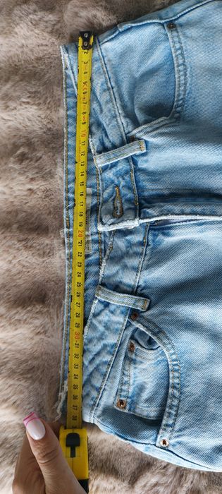 Sprzedam jeansy boyfrendy