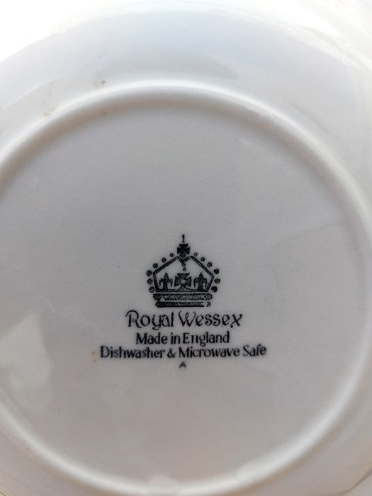 Prato de Coleção Inglês Royal Wessex – Clássico Padrão "Blue Willow"