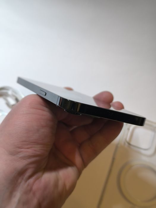 iPhone 12 pro max !!