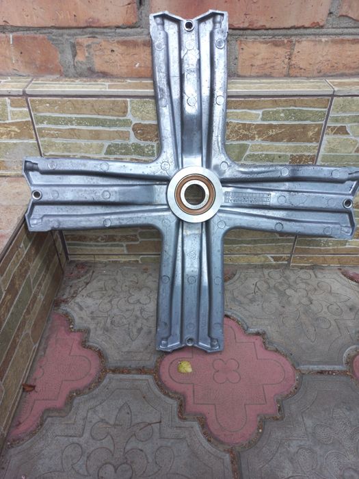 Крестовина барабану пральної машини арістон