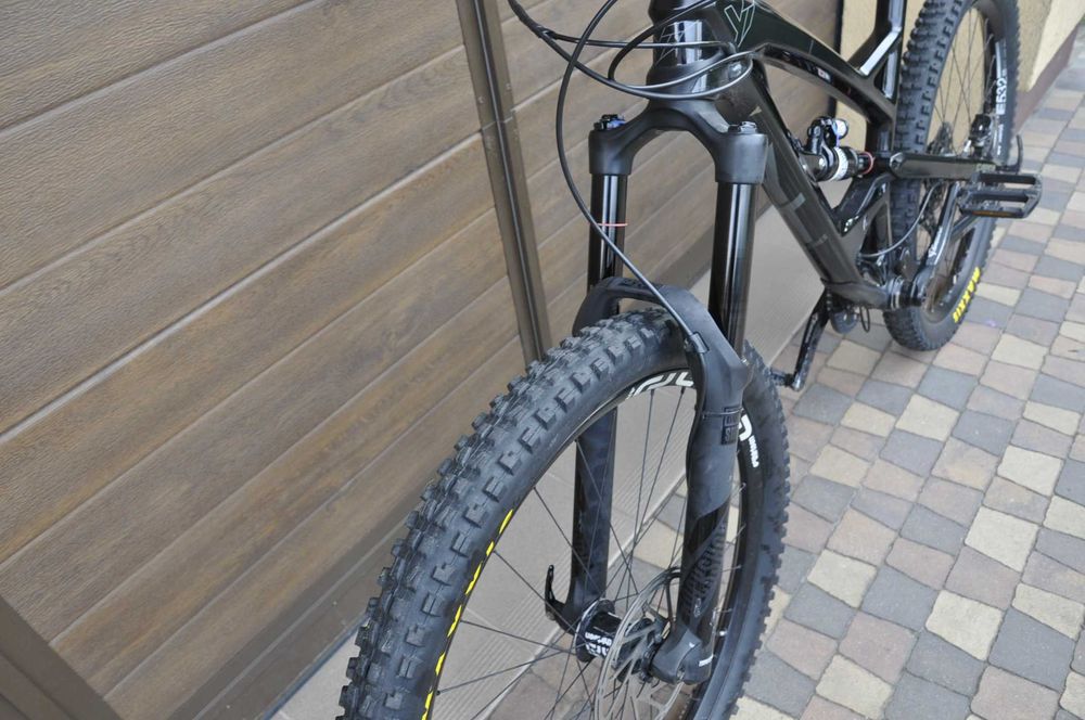 YT capra 2017r M Enduro Full