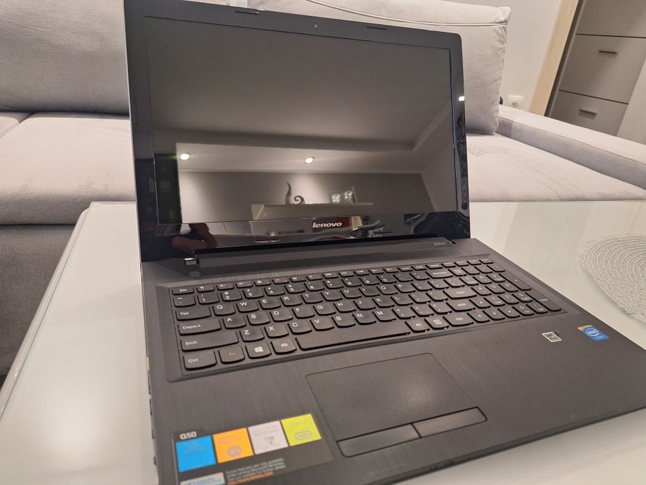 Laptop Lenovo G50-30 8GB RAM 500 HDD Intel Celeron