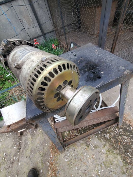 Генератор 2,2квт 28,5 вольт Генератор Г-74В идеал Новый СССР