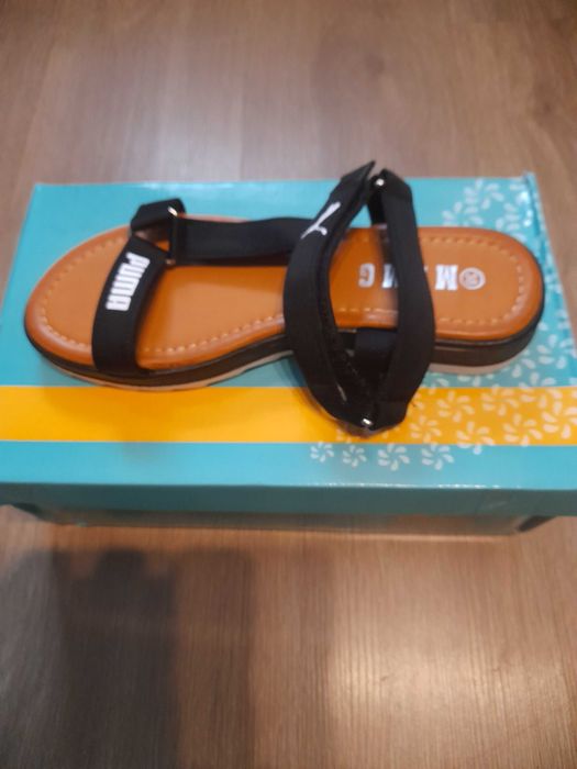 Sandałki Damskie Puma Czarne Rozmiary 37,38,39 dostępne 3 pary Nowe