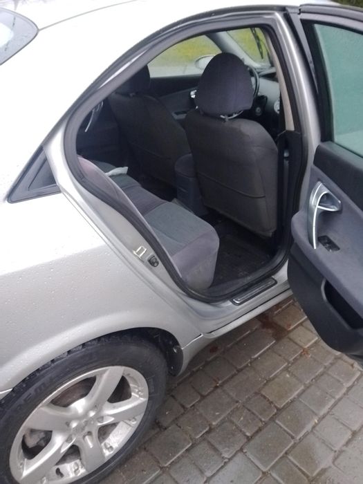 Продам  Nissan Primera 2005 року випуску.
Авто у