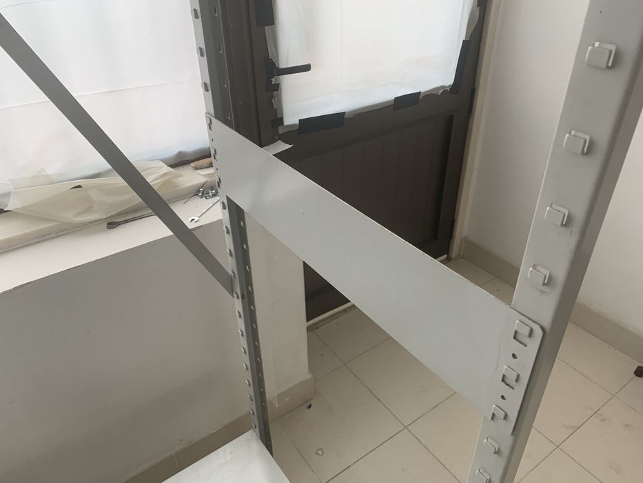 Prateleiras / Estante Metal – Alta Resistência (Ideal Garagem/Armazém)