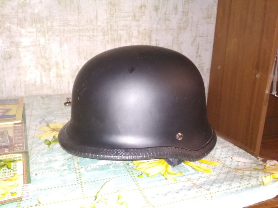 Мотошлем ретро под немецкую каску матовый
