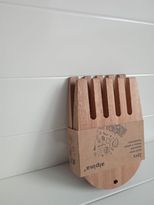 drewniane łapki do sałaty