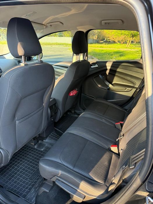 Продам Ford Kuga