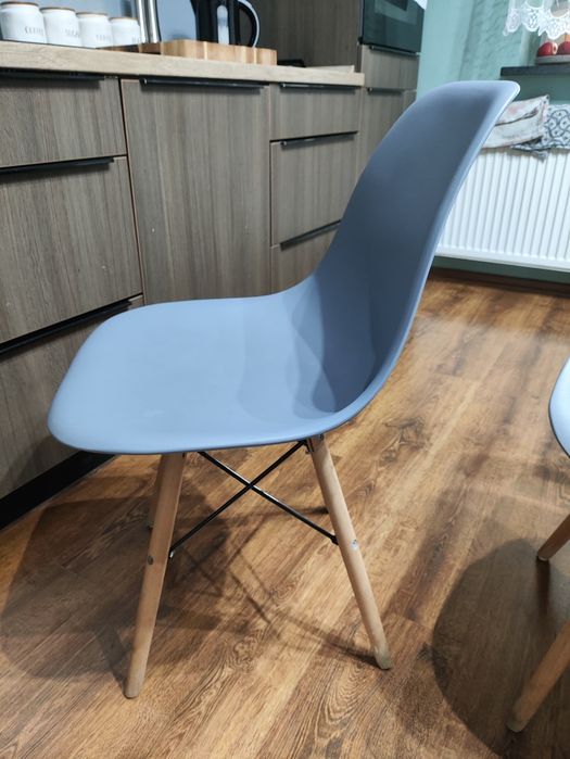 Krzesła do kuchni salonu 4 szt. Cena za komplet