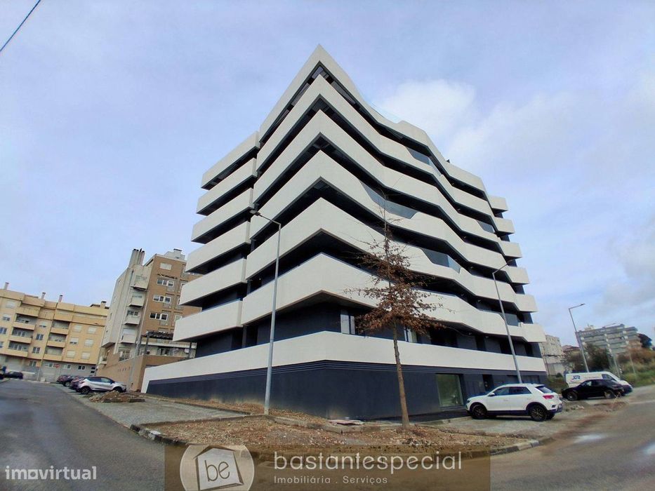 T3 Edf. Diamante — S. João Da Madeira, Aveiro