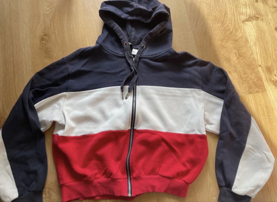 krótka bluza damska