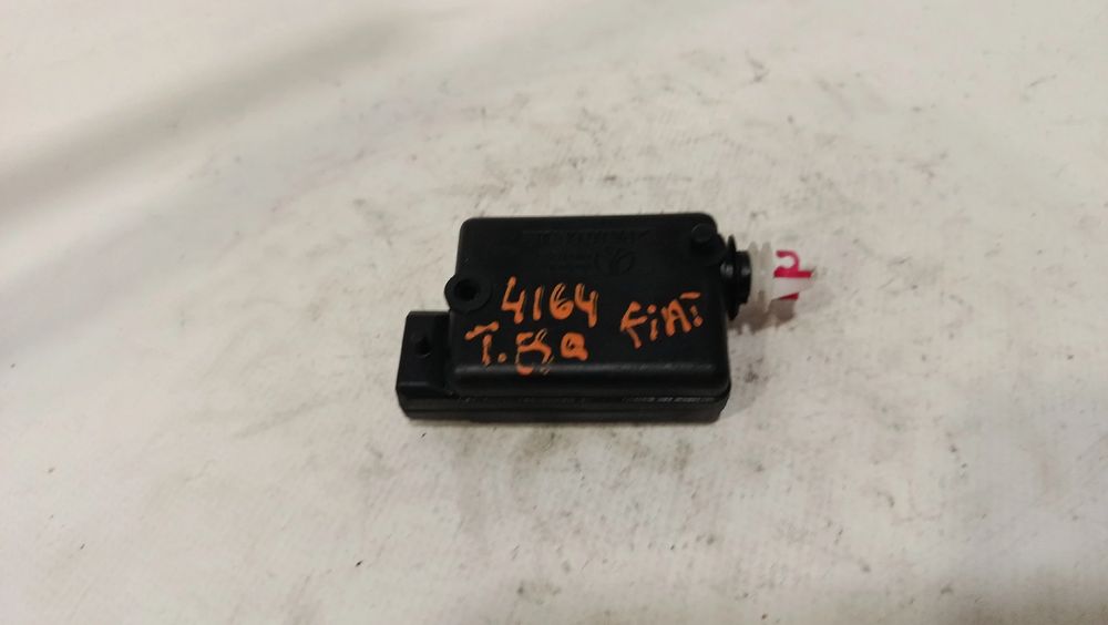 Pistola do fecho da porta trás esquerda FIAT Ulysse (179_)