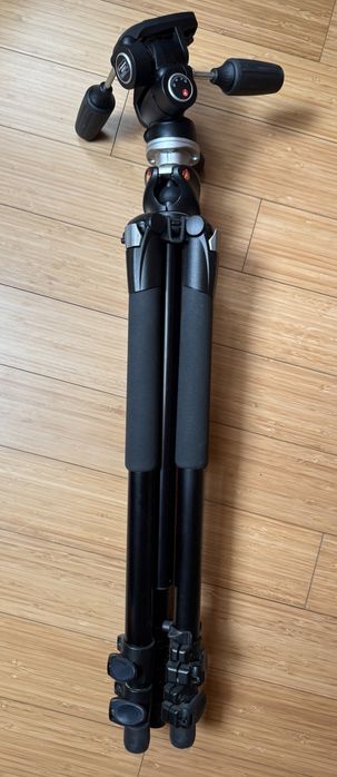 Statyw Manfrotto 055XPROB + glowica 804RC2
