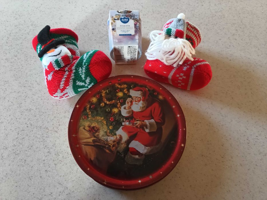 ozdoby świąteczne + czapka Mikołaja