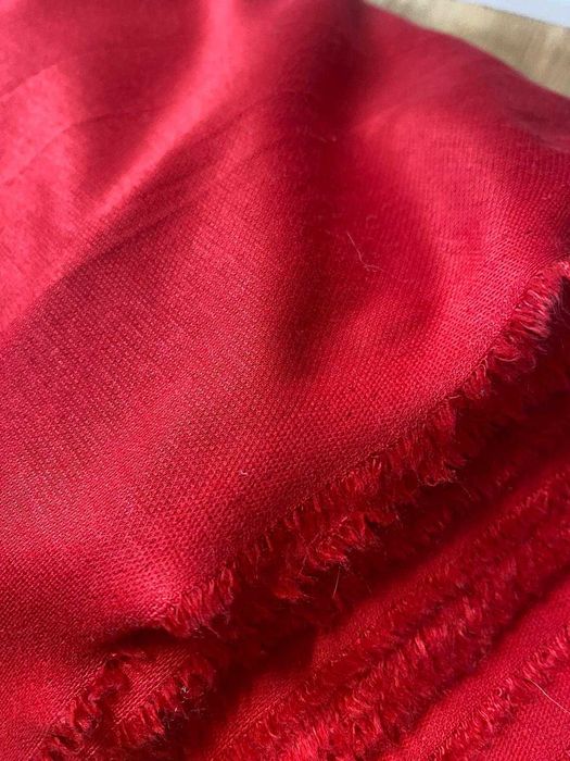 34 Materiał tkanina dzianina czerwona kupon 20 m szer 1,5 m