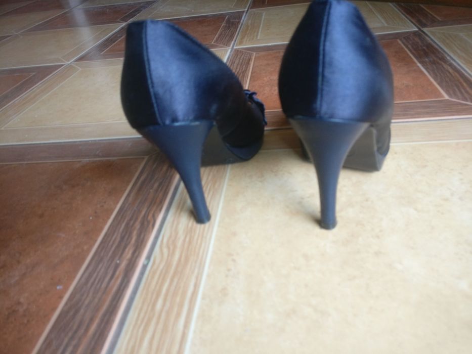 Buty na obcasach