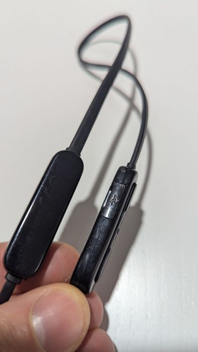 JBL T 110 BT - Preto - Bluetooth - Pure Bass