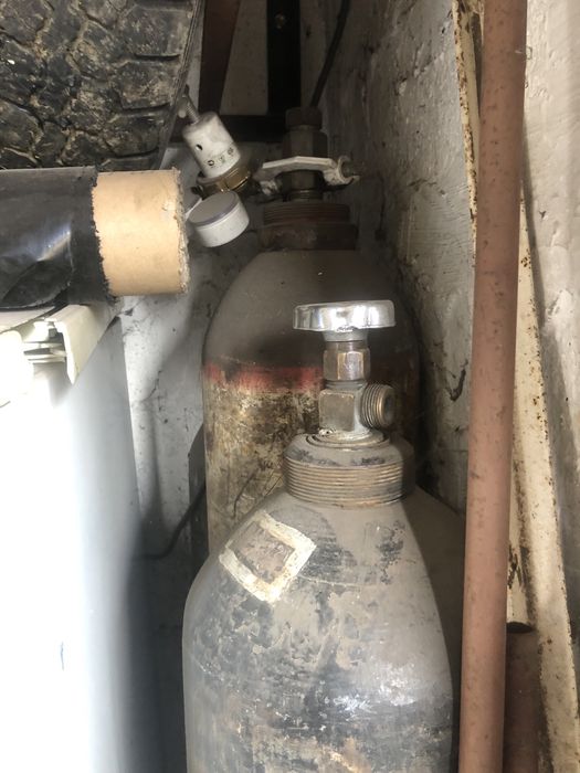 Продам углекислотные  балоны