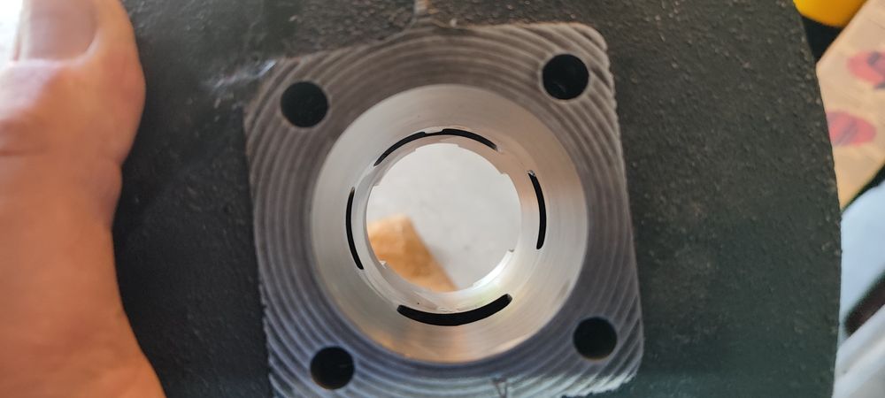 Cylinder wał po regeneracji WSK 125 silnik tłok ALMOT AK 20