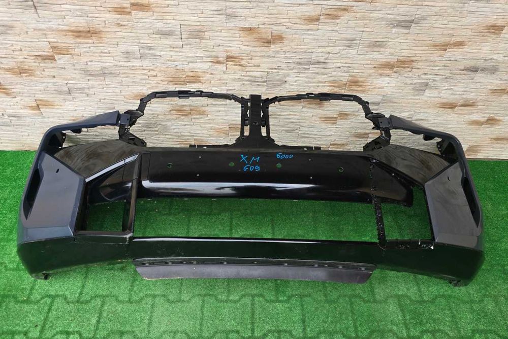 Бампер передній шкарлупа BMW XM G09 2022-