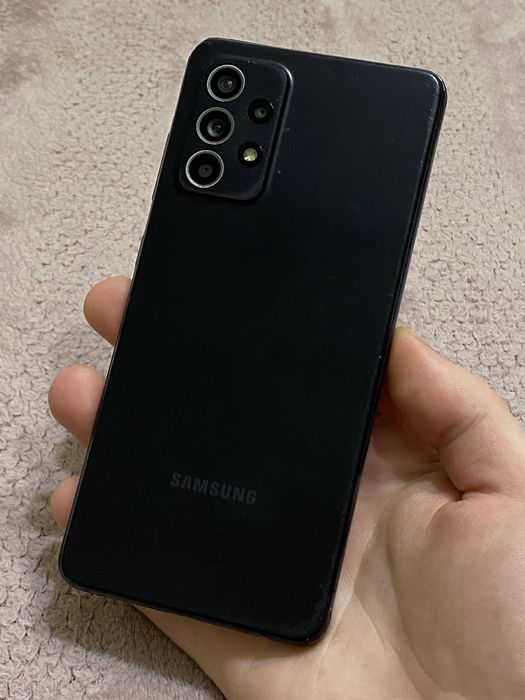 Телефон Samsung Galaxy A52