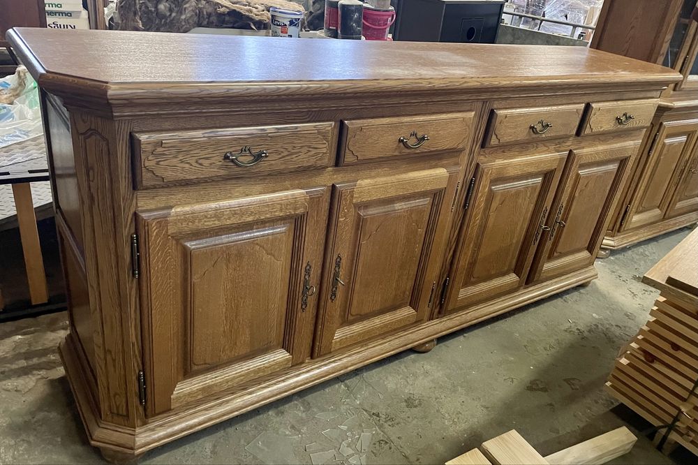 Witryna i komoda w stylu rustykalnym