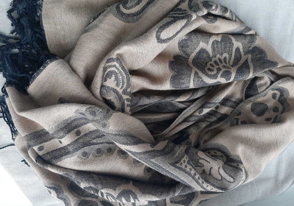Продам палантин Pashmina новый