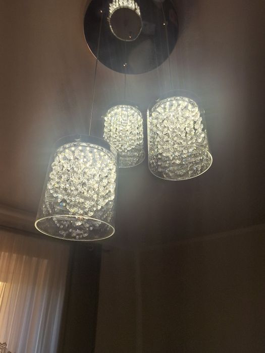 Żyrandol kryształki LED
