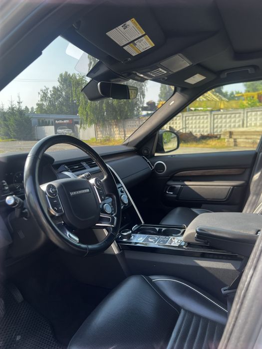 Land Rover Discovery 2018