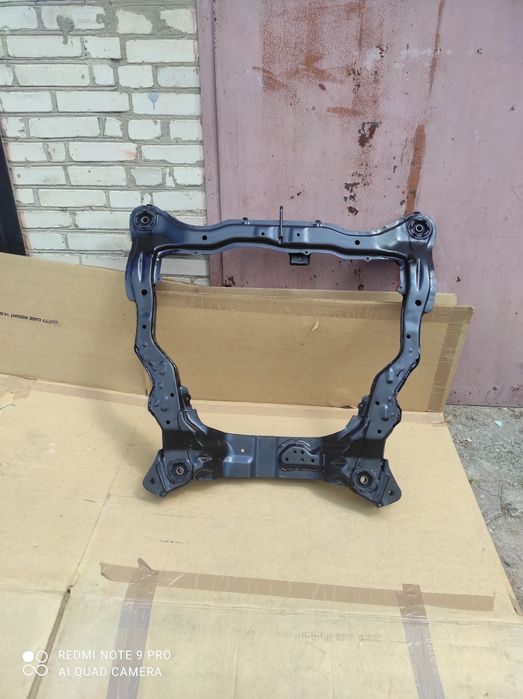 Подрамник балка підрамник Hyundai Elantra Елантра