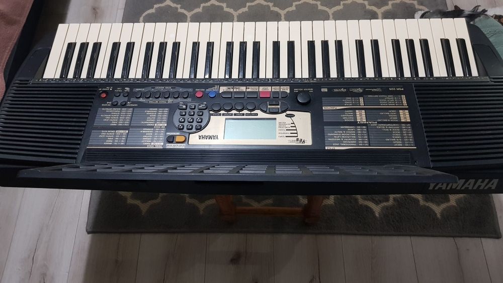 Organy Yamaha...