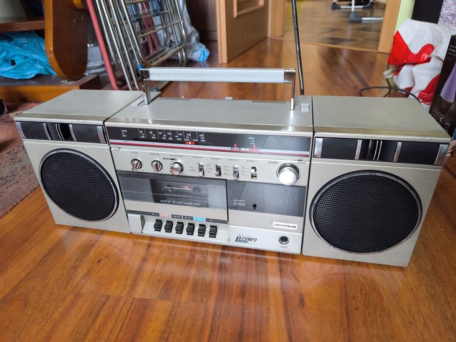 Boombox Uniwersum CTR 4040 vintage
