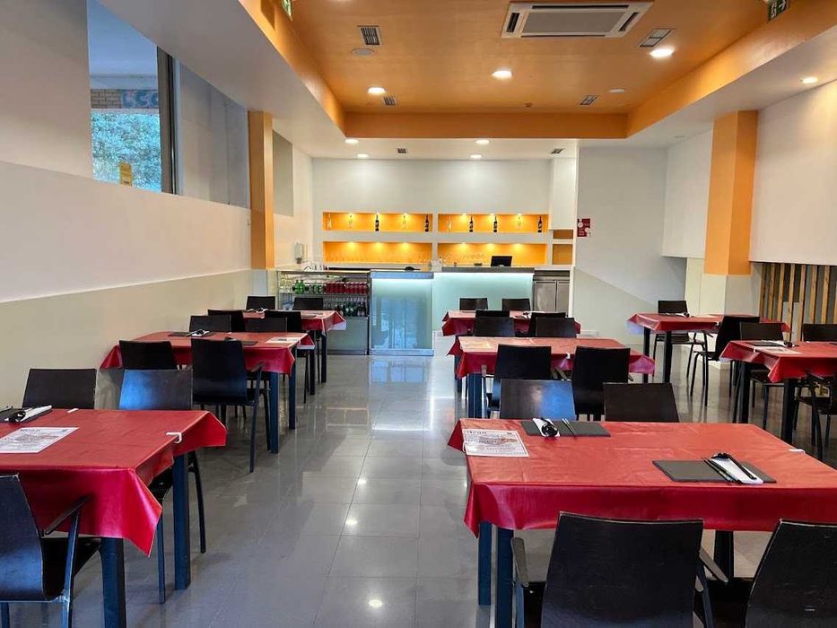Trespasse de Restaurante Equipado junto à Universidade do Minho