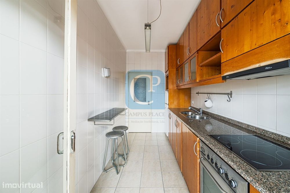 Apartamento T2+1 em Santo Ildefonso, Porto