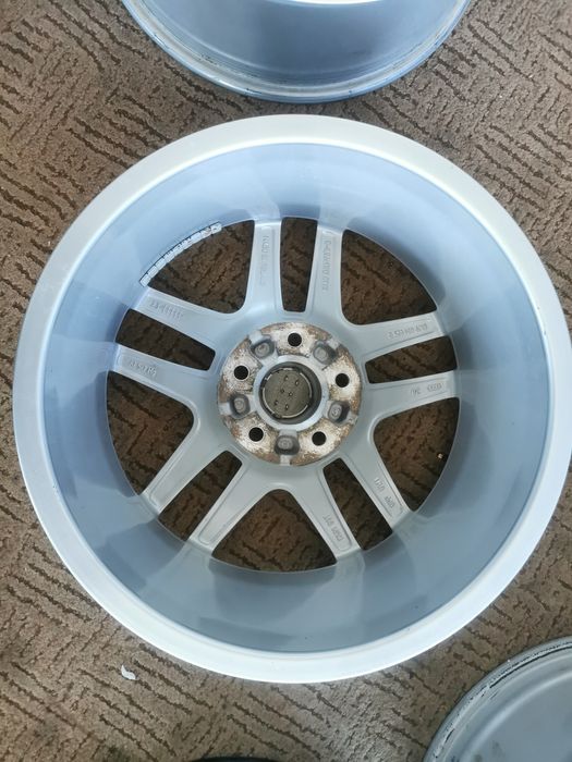 Felgi aluminiowe 17" 5x112 ET 28 6,5J Audi