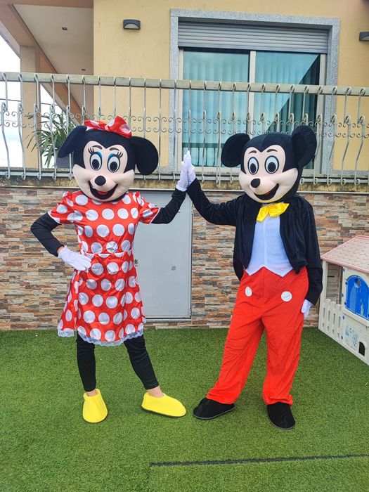 Mascote Mickey mouse e Minnie