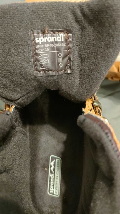 Buty chłopięce r. 39
