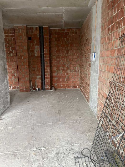 Продаж приміщення 311 м2 , вул.Шевченка,60 (ЖК Семицвіт буд.№18)