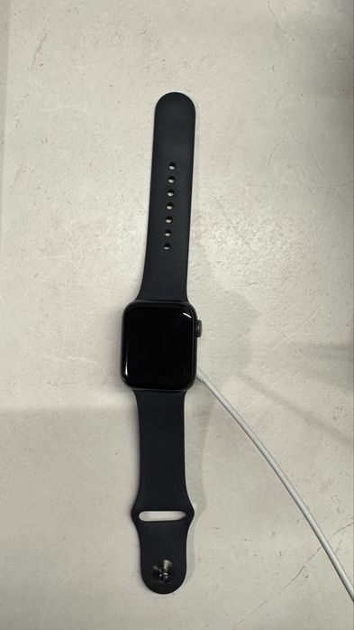 Applewatch SE 2 generacji GPS+cellular koperta 40mm z aluminium