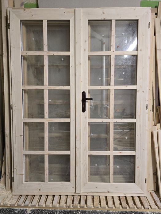 Okno  drewniane 150 x 200