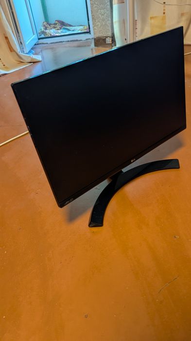Монітор LG 1920x1080 60hz