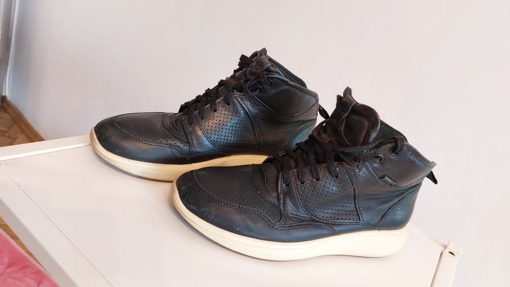 Botki   Lekkie  i  wygodne .