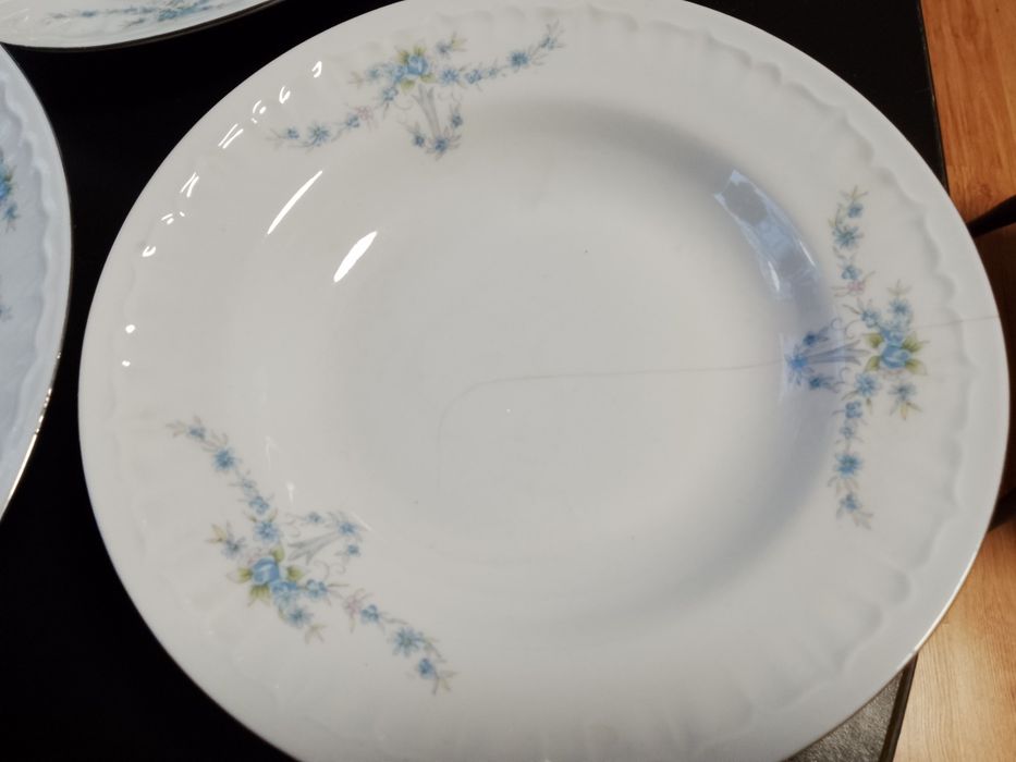 Porcelanowy zestaw obiadowy sygnowany Bogucice