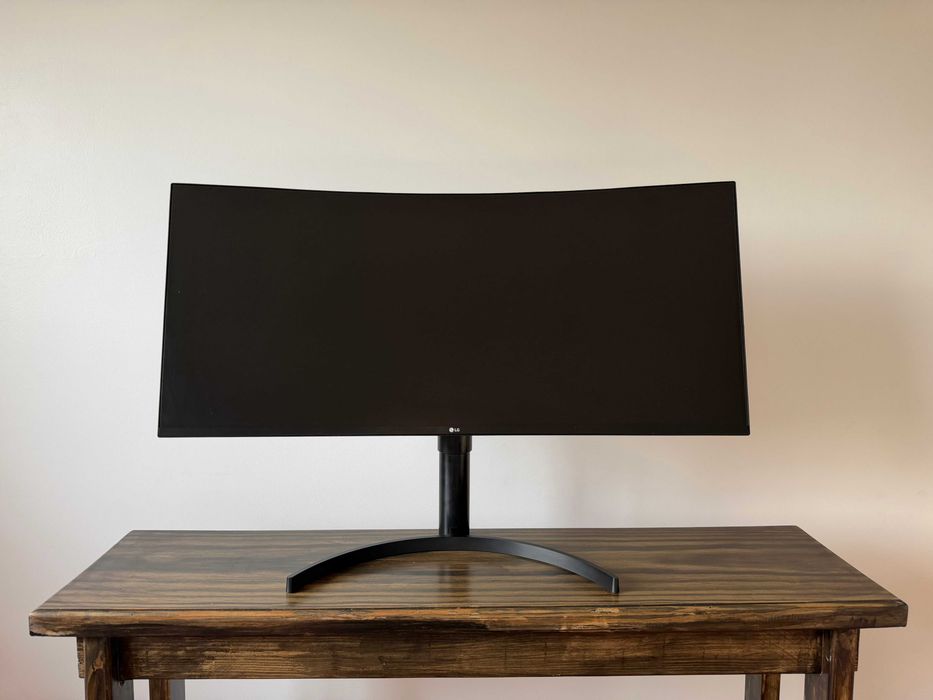 Monitor LG UltraWide 35" Curvo | 3440x1440 | 100Hz | USB-C