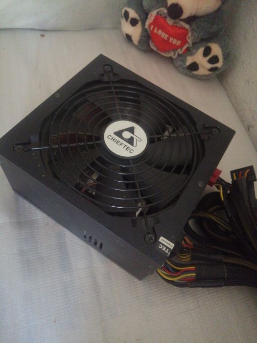 Zasilacz 750W CHIEFTEC CFT-750-14CS