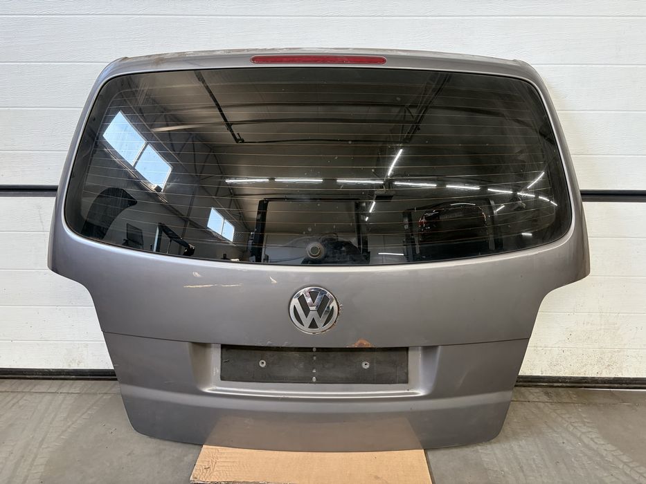 Кришка багажника Volkswagen Touran