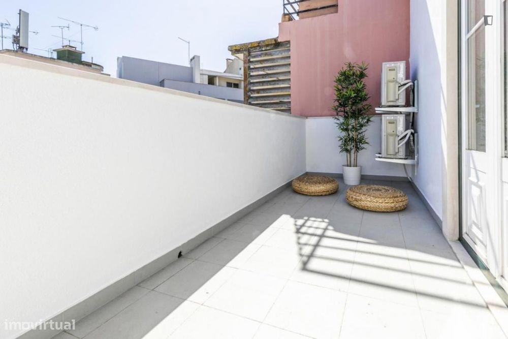 Apartamento com 2 quartos - localizado em Arroios Lisbon
